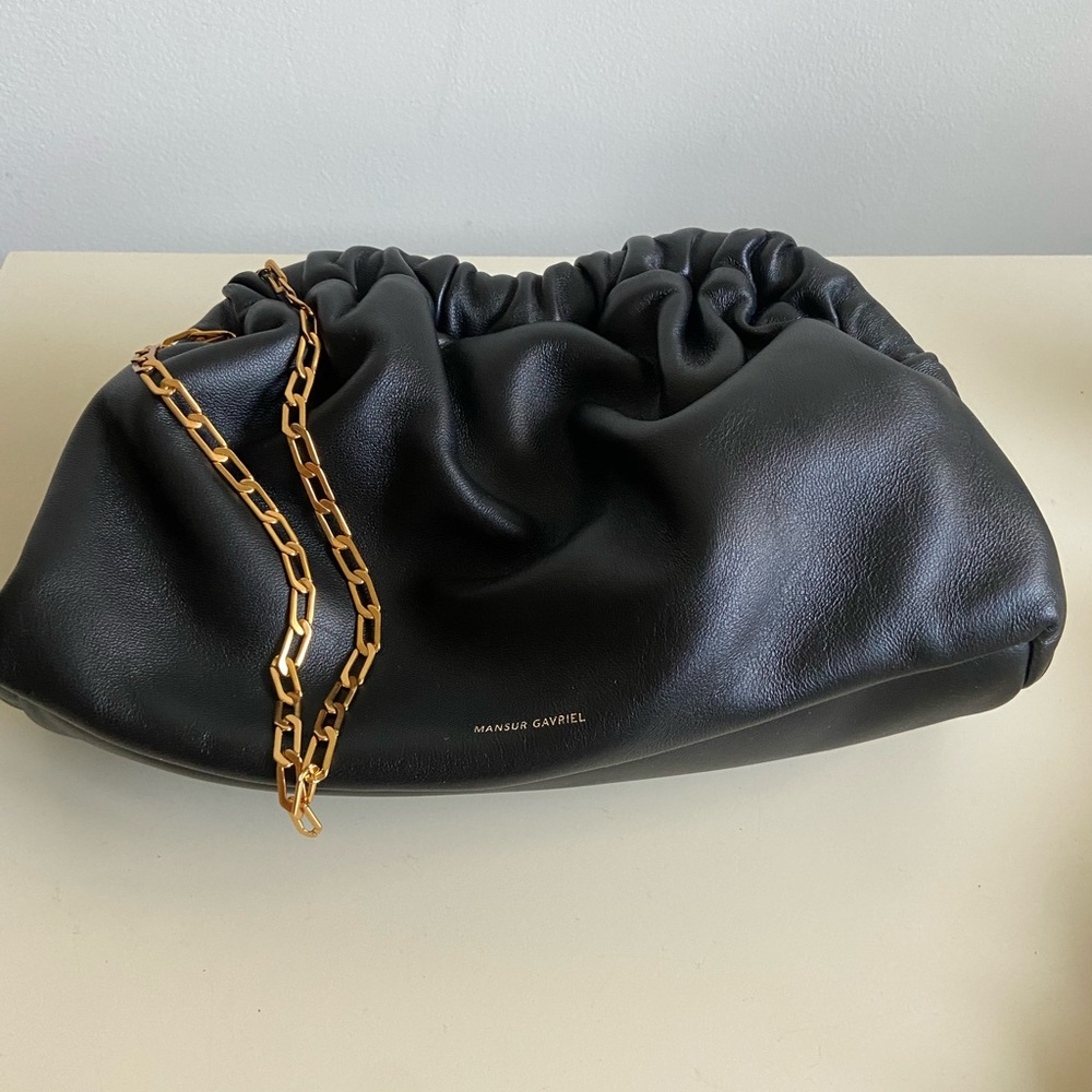 Mansur Gavriel mini cloud clutch with gold chain strap - Picture 6 of 7